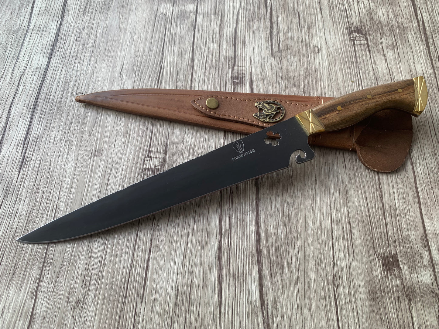 Clover Leaf BBQ Knife, 10" Carbon Steel Blade, Wood Handle, 410mm, CS10-011